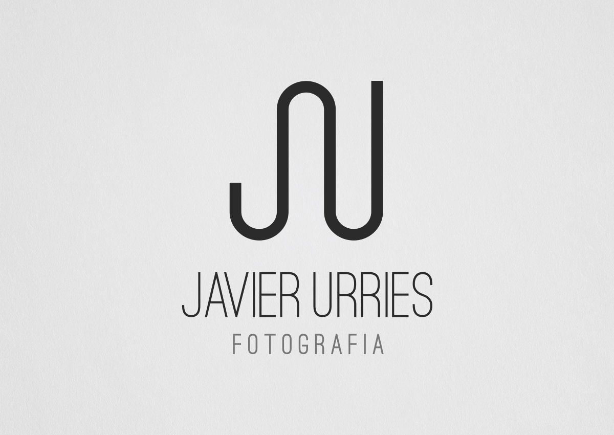 Logotipo en blanco y negro